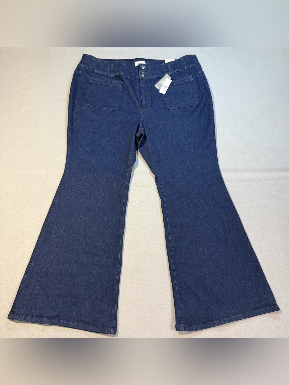 NWT Lane Bryant Ultra High Rise Flare Jeans Flex Magic Waistband Size 26